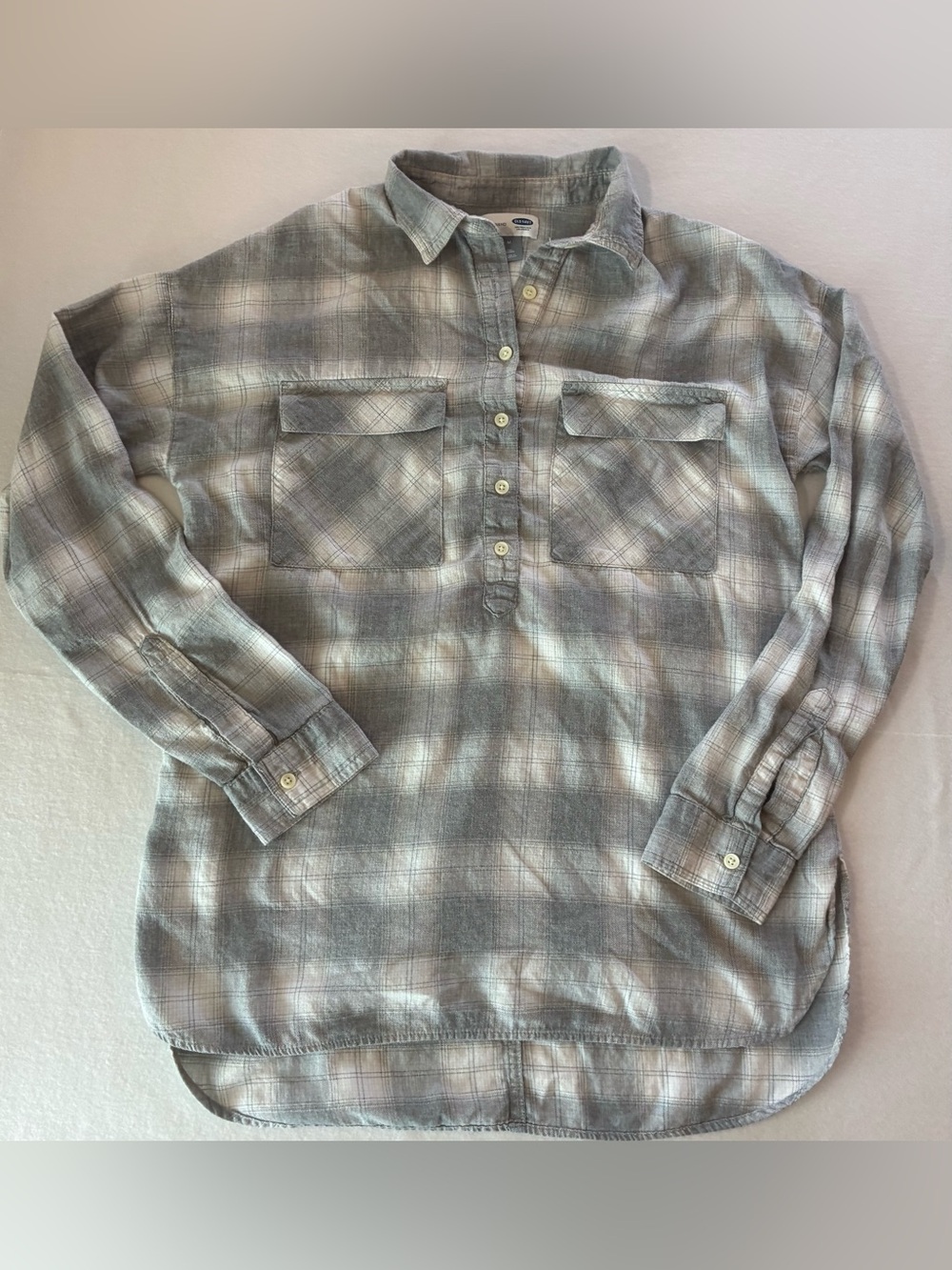 Old Navy Gray and Cream Plaid Button-Down Shirt